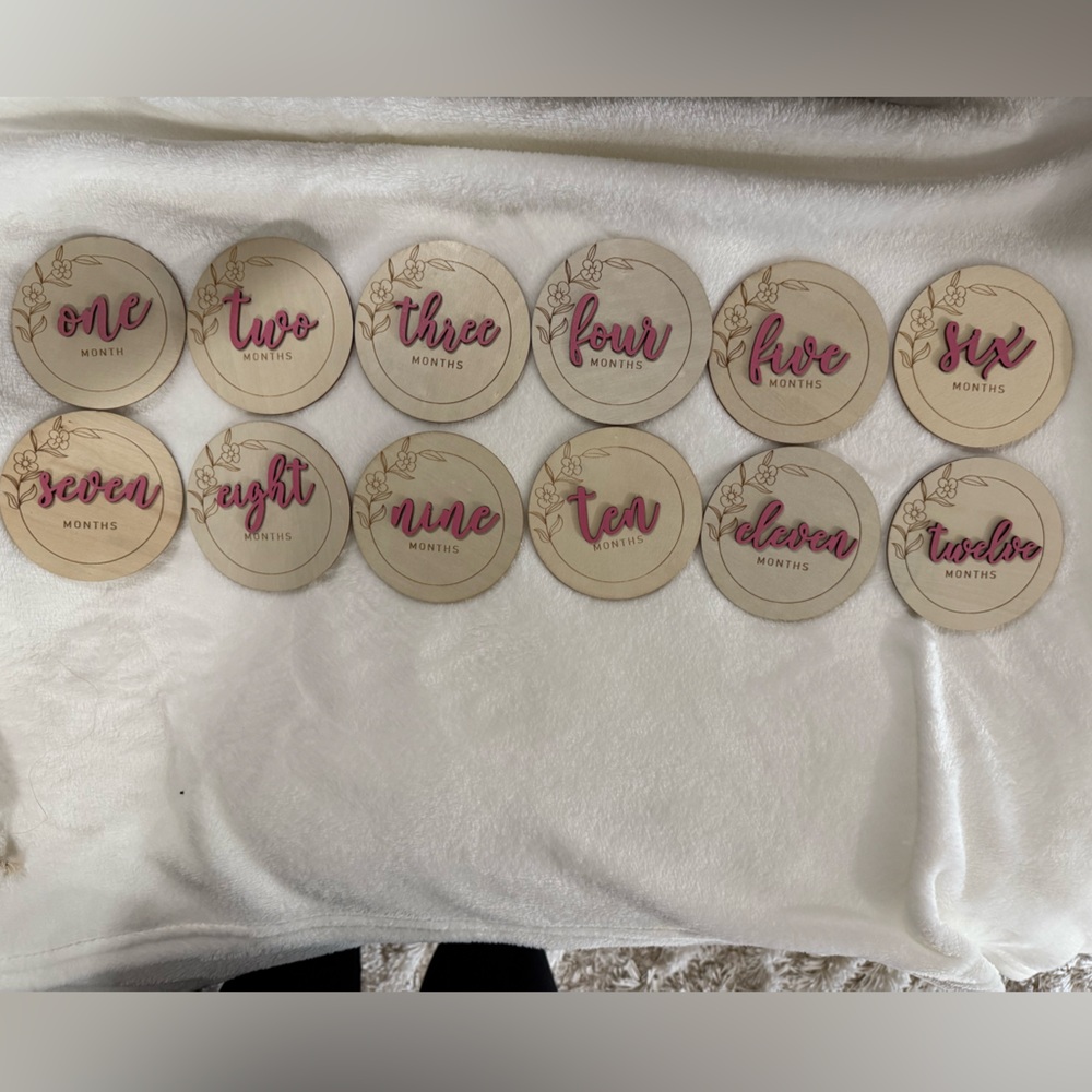 3D pink wood baby month signs